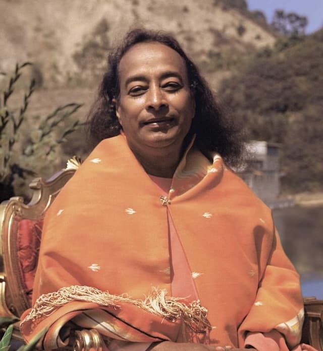 Yogananda am Lakeshrine